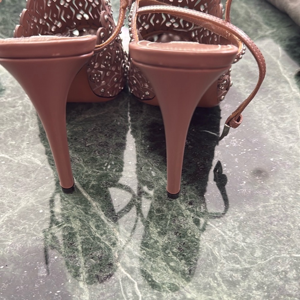 Alaia tan colored laser cut and enbellished heels EXC CONDITION - Picture 11 of 11